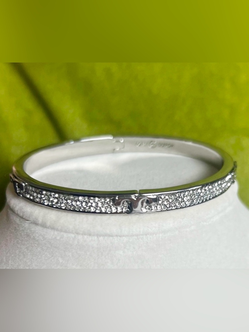 Tory Burch Serif-T Pavé Hinged Bracelet silver tone with crystal stones